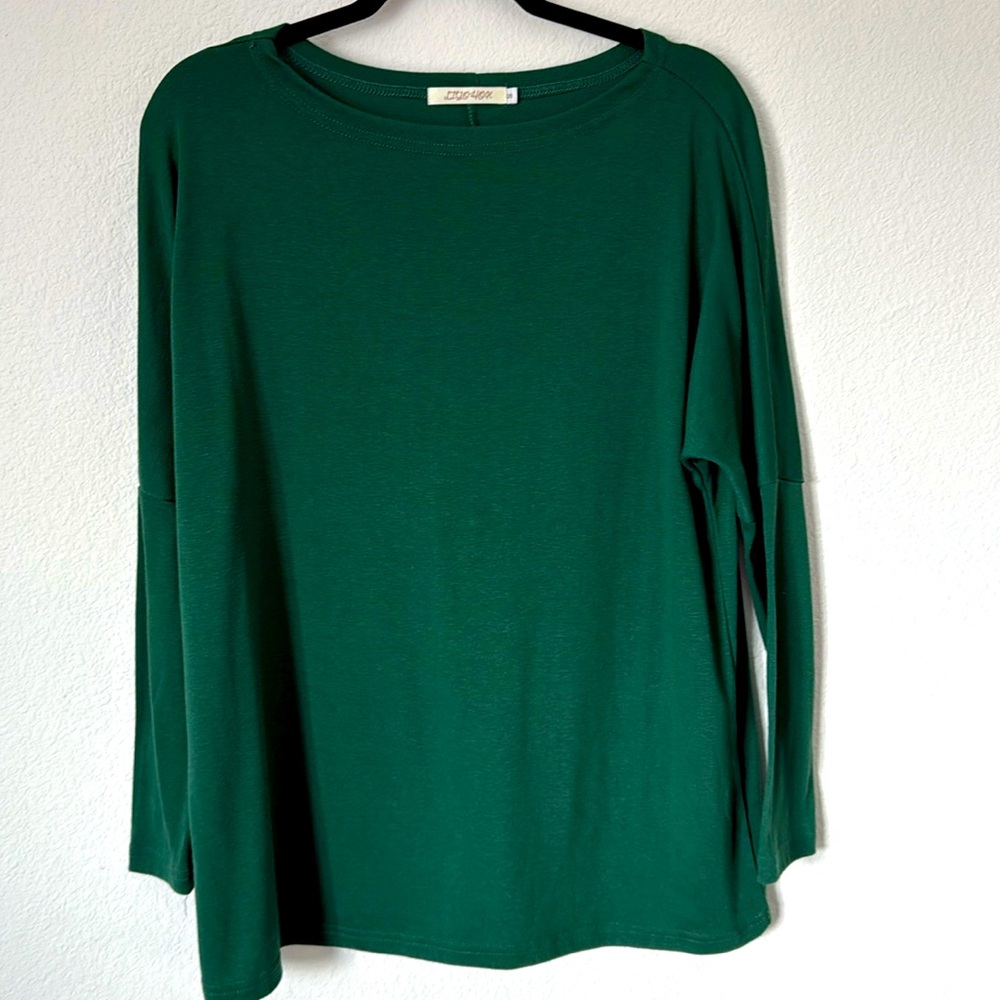 Women’s green tunic top